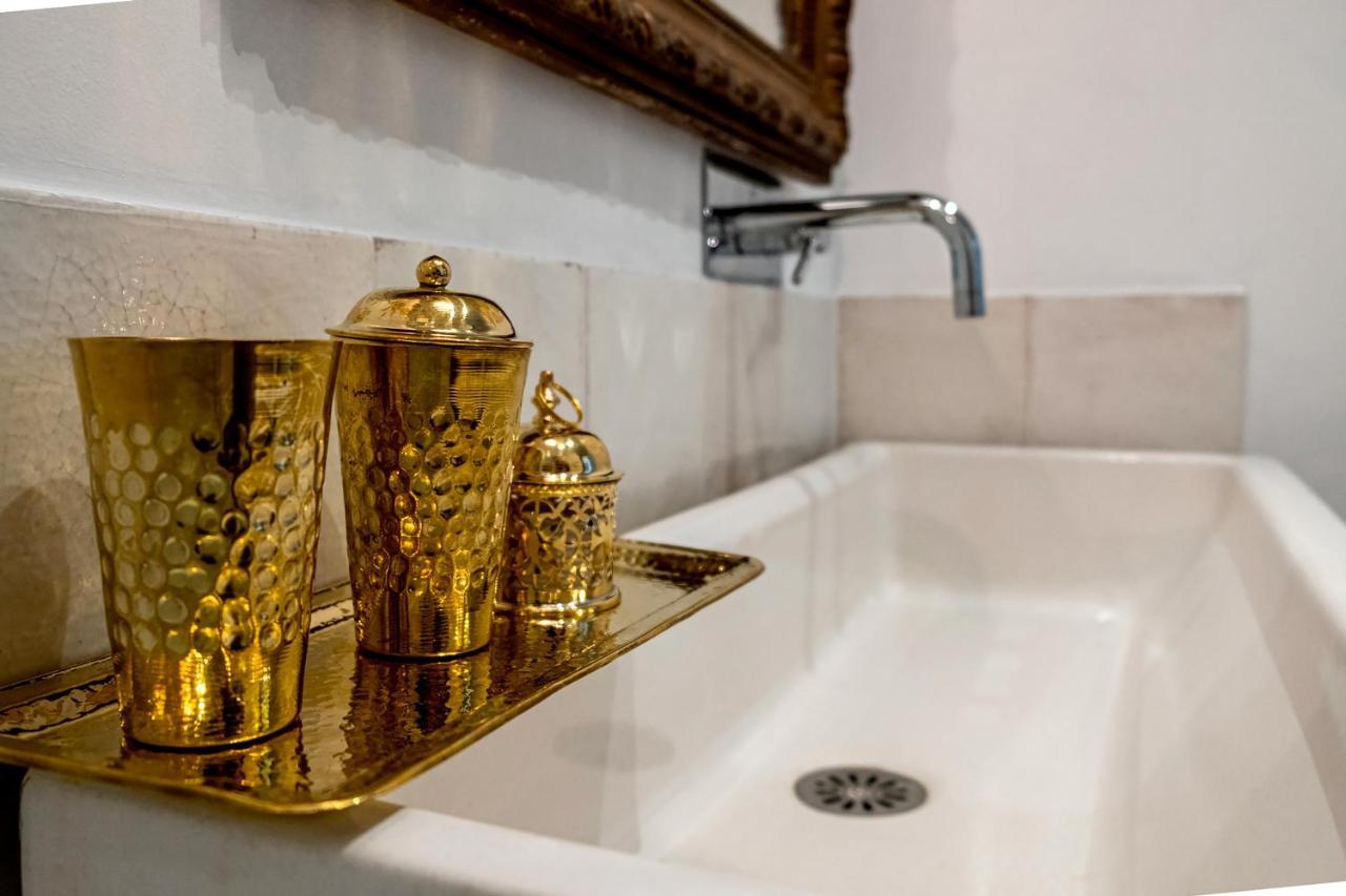 Maison Gaspard - Suites Et Appartements De Charme A سوموور المظهر الخارجي الصورة