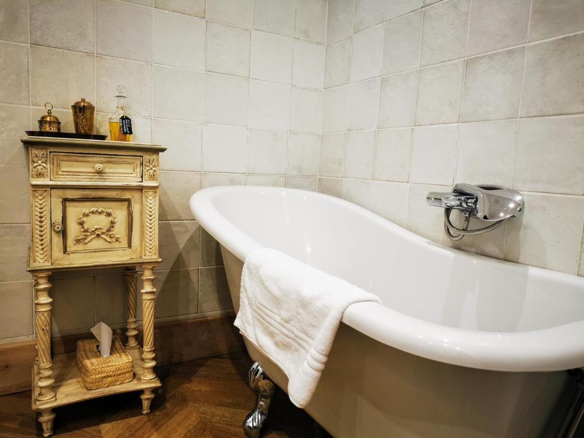 Maison Gaspard - Suites Et Appartements De Charme A سوموور المظهر الخارجي الصورة